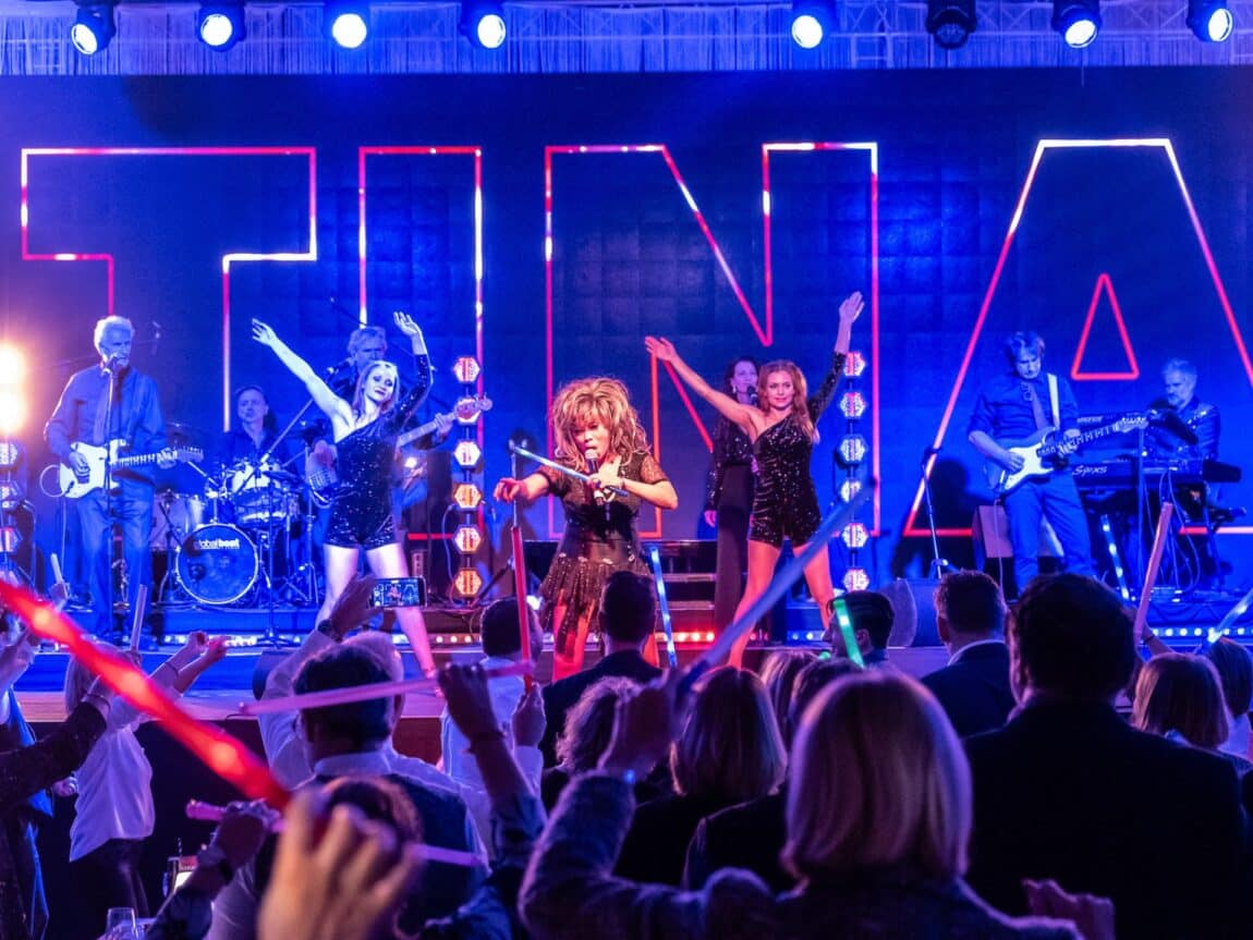 Musik-Dinner-Show Tina at the Castle von Martin Scharff Schloss Heidelberg